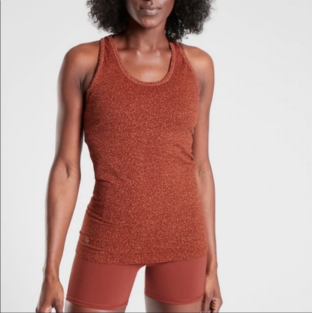 Athleta Speedlight Gravel‎ Tank, Etruscan Red Size M